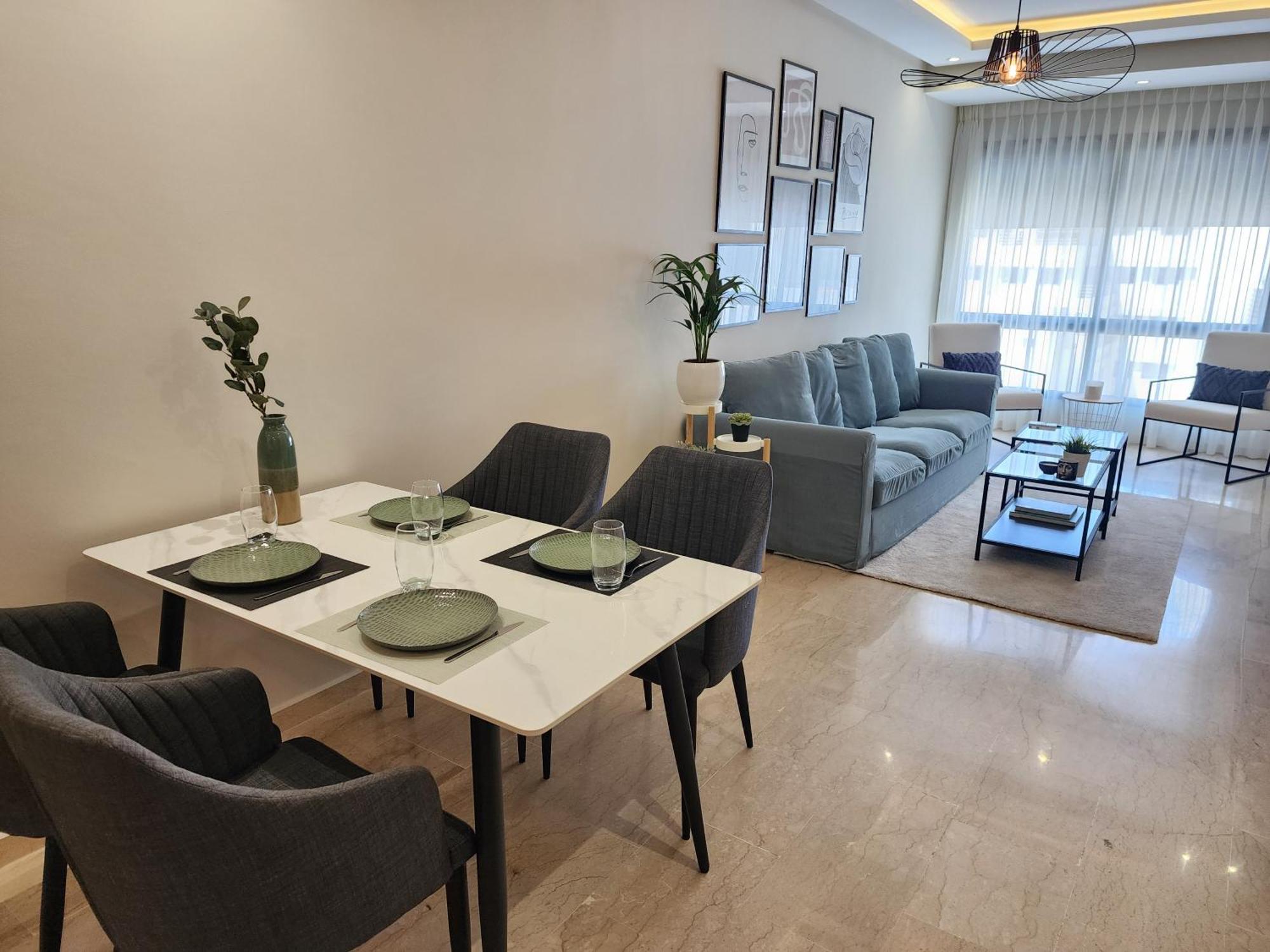 The 51 Hermitage By Ib Signature - Elegant 1br, Peaceful - 24 X7 Security - Self Check-in - Parking - View With Terrace - Walk To Cafes! Centre & Tram Appartement Casablanca
